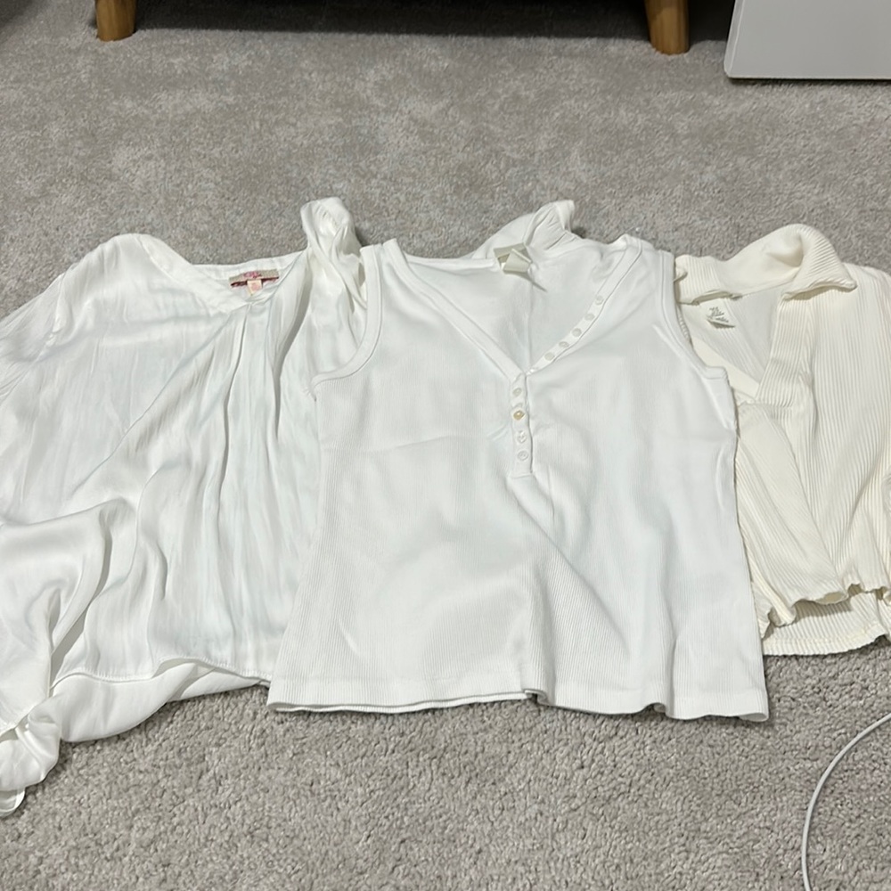 Women’s bundle of 3 white tops